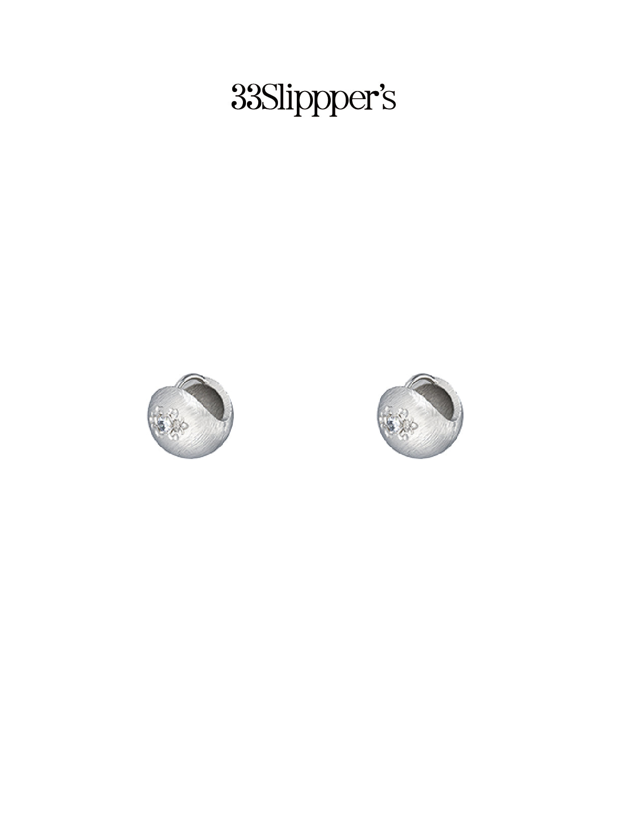 Luminis Veil | Iris Engraved Stud Earrings