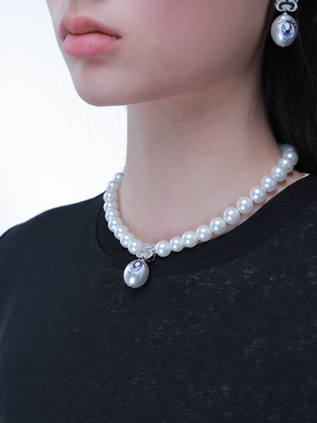 Don't Blink|Pearl Necklace