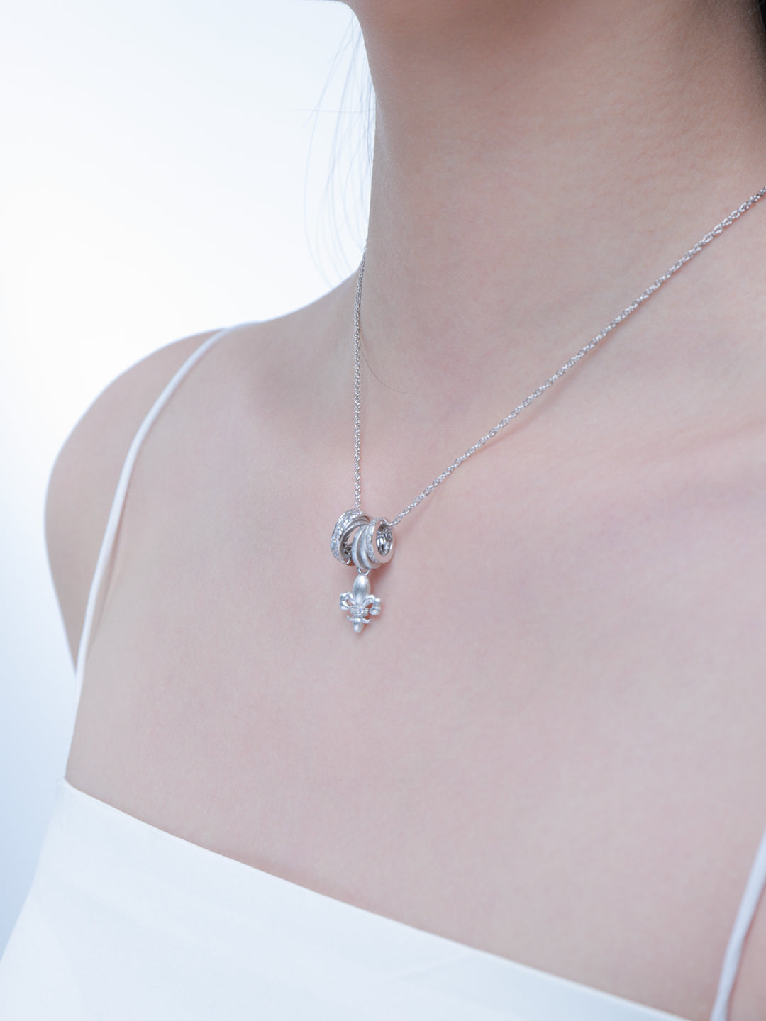 Luminis Veil | Multi-Rings Pendant Necklace