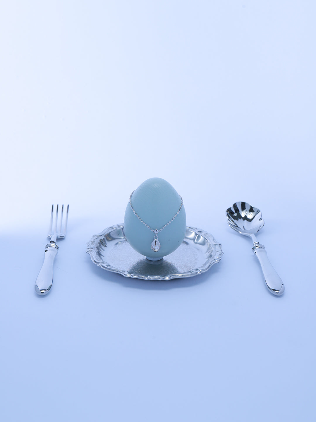 Shimmering Single Eggy Pendant